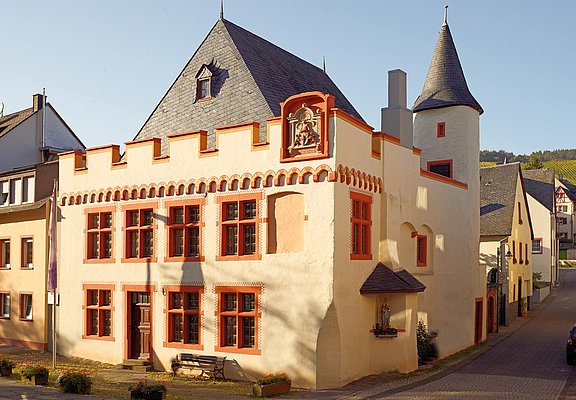 Cusanus Geburtshaus Außenfassade