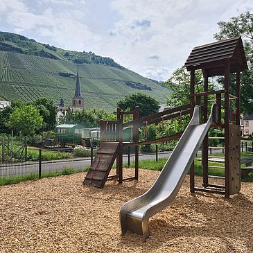 Spielplatz Rutsche