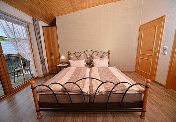 Zimmer I