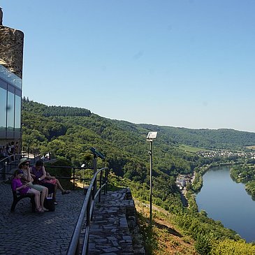 Burgruine Landshut mit Moselblick