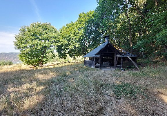 Minheim_Schutzhütte_Em_Kreschelenkamp