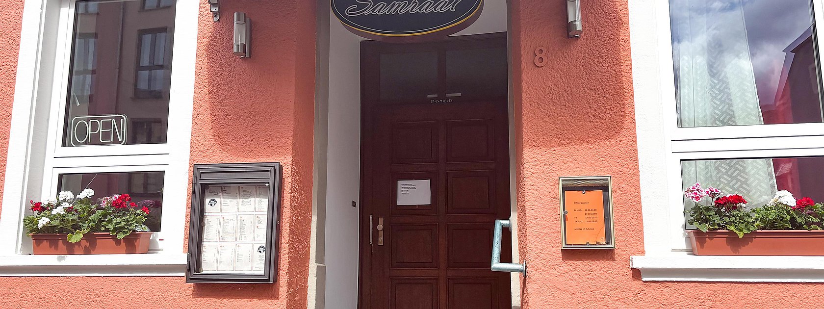 Pizzeria Samraal Eingang