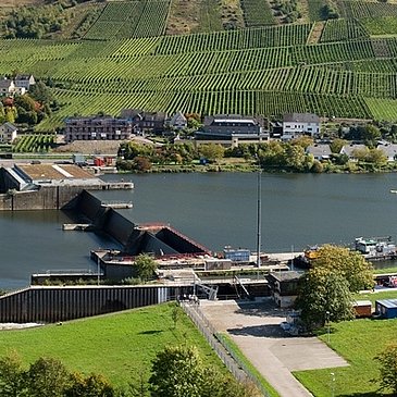 Staustufenblick