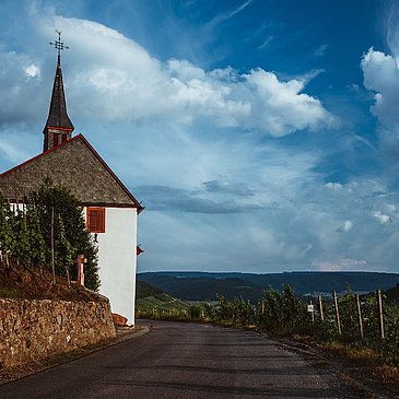 Paulskirche oberhalb von Lieser