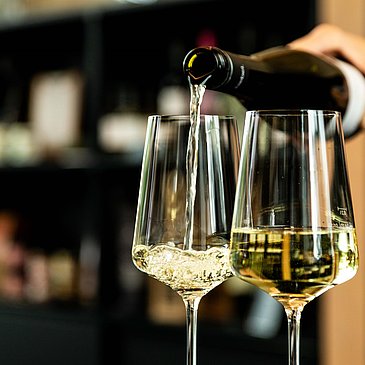 Weingenuss im Weingut Kiebel