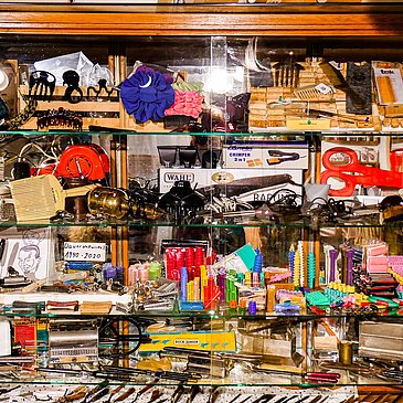 Cabinet in detail