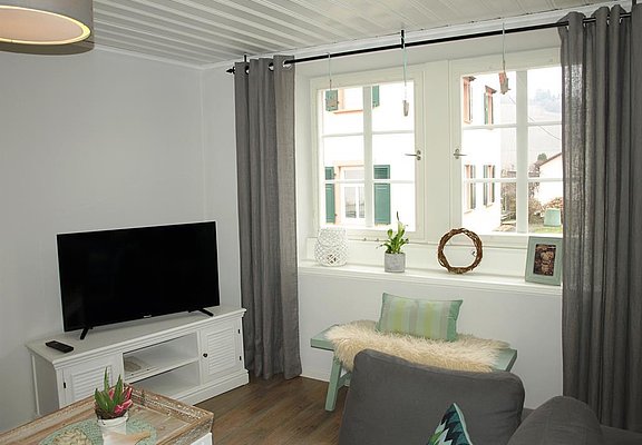 Wohn-/Esszimmer - Foto 2