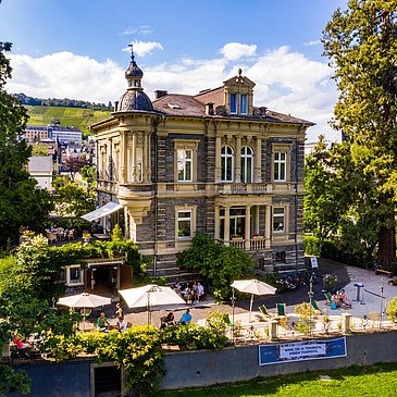 Gutsausschank im Sommer