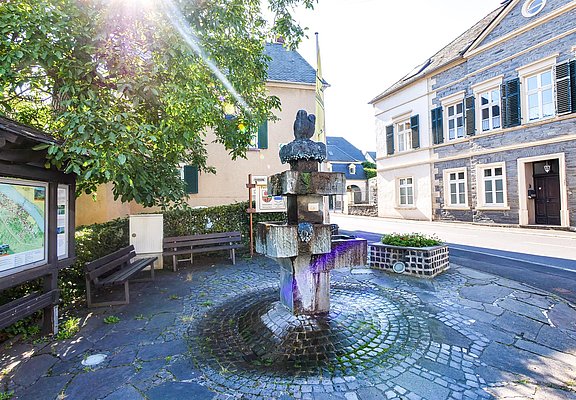 Wehlener Eulenbrunnen