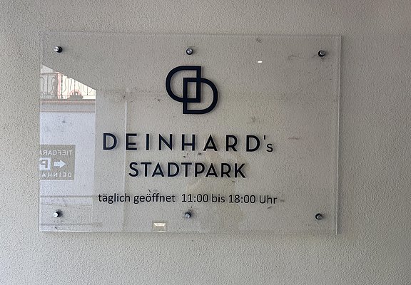 Schild Stadtpark Deinhatd´s