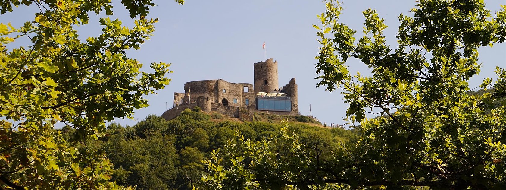 Burg Landshut hoch über Bernkastel-Kues