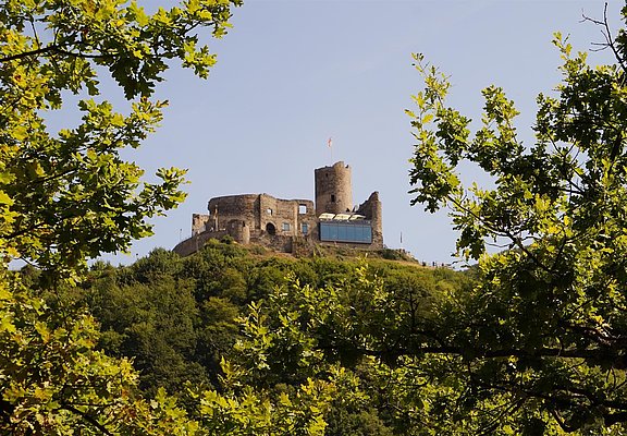 Burg Landshut hoch über Bernkastel-Kues