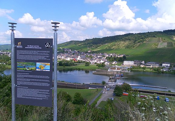 Staustufenblick Wintrich/Minheim