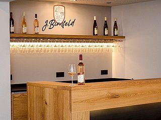 Weinprobe in der Vinothek Weingut Birnfeld