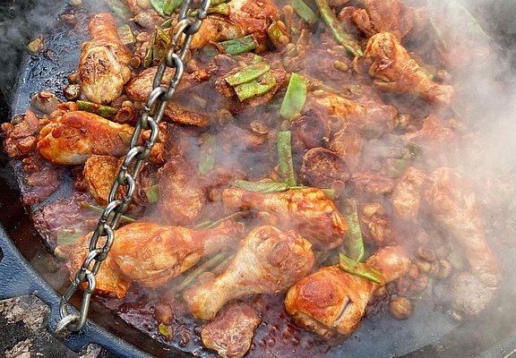 Weinprobe mit Paella