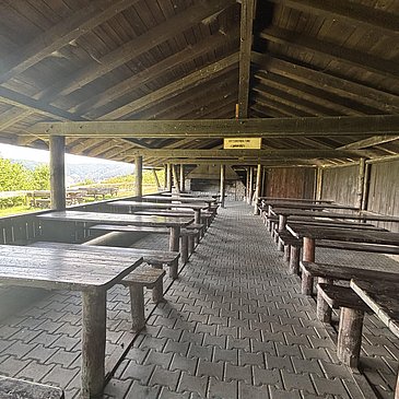 Andeler Schutzhütte Innenansicht