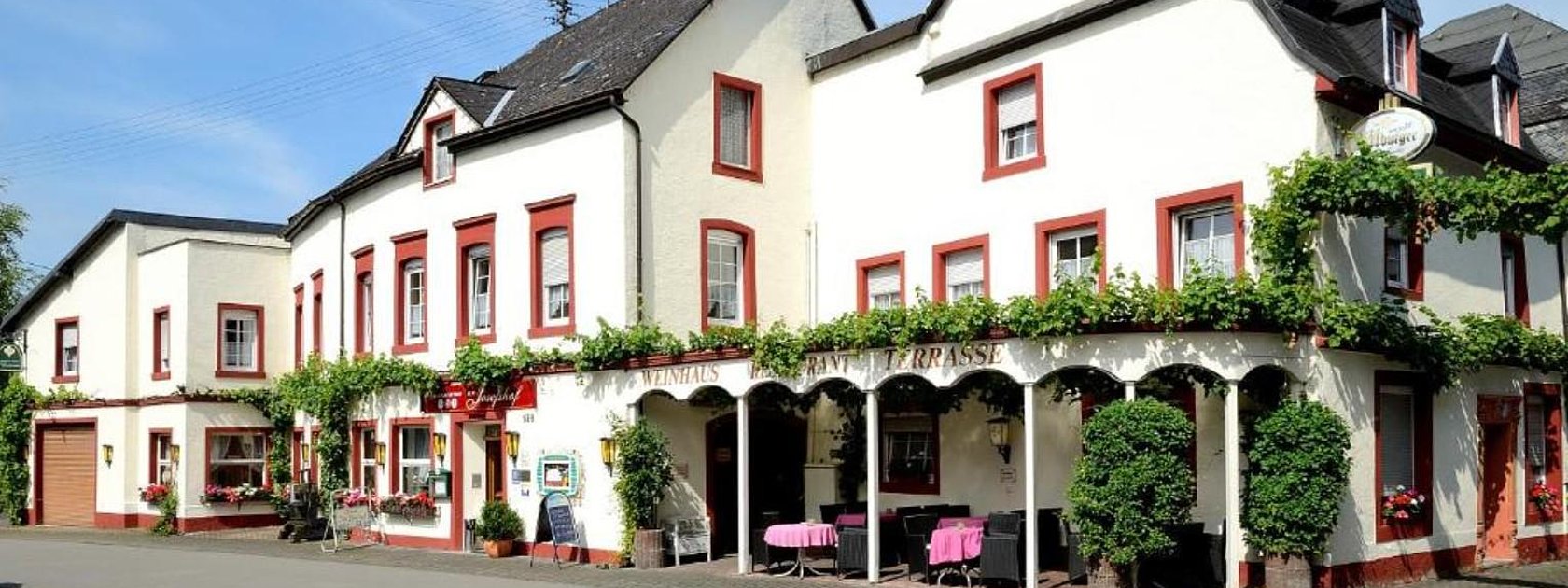 Weinhaus - Terrasse - Restaurant - Hotel Josefshof