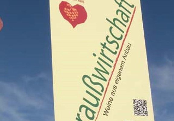 Fahne vor dem Haus