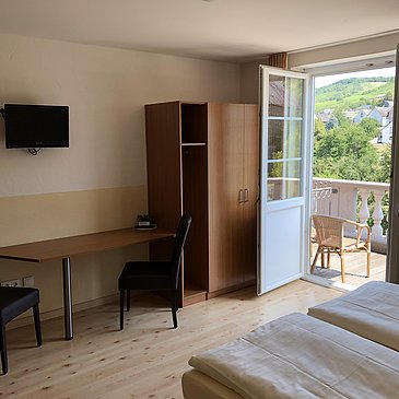 Brühler Hof_DZ mit Balkon 2