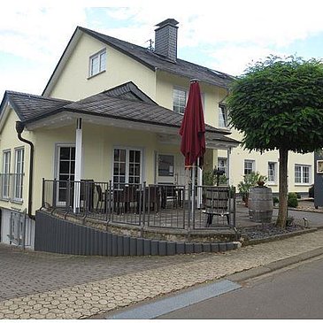 Haus mit Terrasse