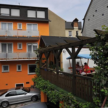 Ansicht vom Hof_Moselblümchen