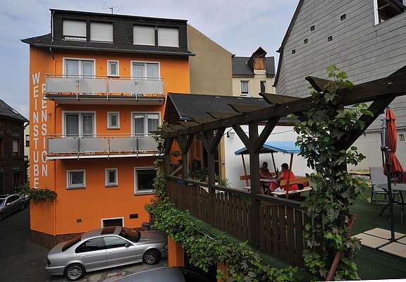 Ansicht vom Hof_Moselblümchen