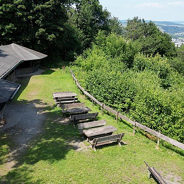 Andeler Schutzhütte Sitzmöglichkeiten